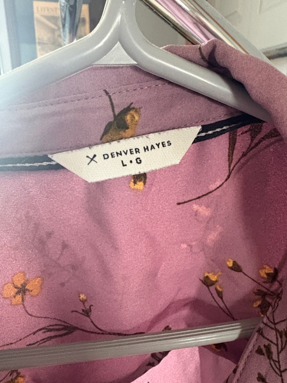 Denver Hayes Mauve Floral Button-Front Blouse - Picture 2 of 4